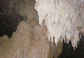  Interior cueva